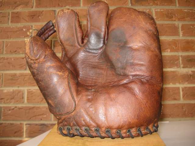 Rogers Hornsby Wilson Front